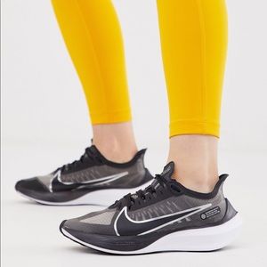🌸 NIKE Air Zoom Gravity Sneakers Running Shoes